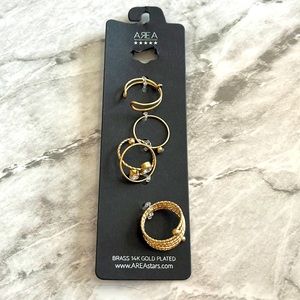 NWT Area brass 14k gold plated ring set